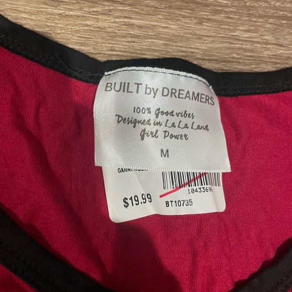 Garnet snd black top - Picture 2 of 2